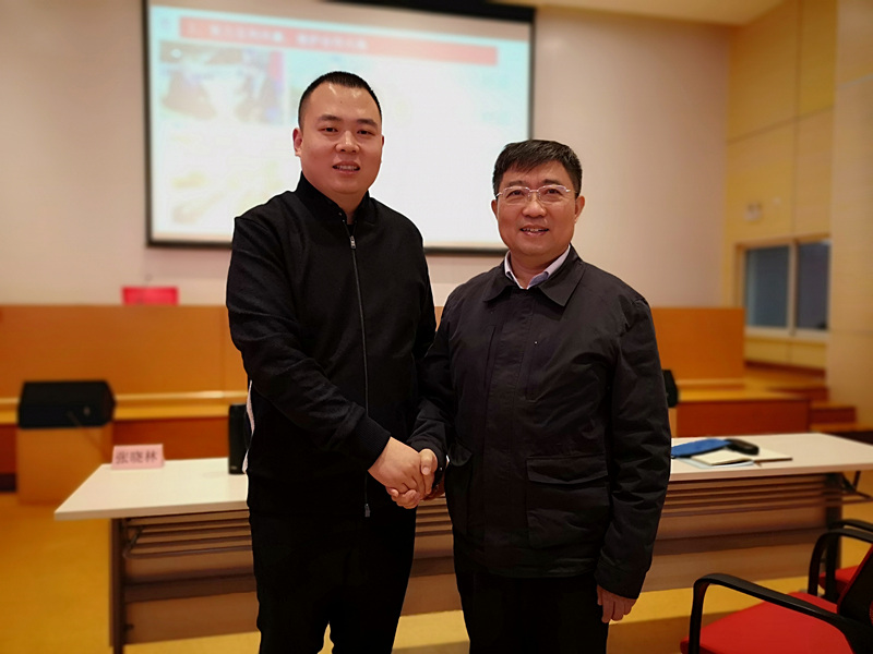 豫商赴滬，共研發(fā)展│許明月董事長參加民建河南省企業(yè)家會員班培訓
